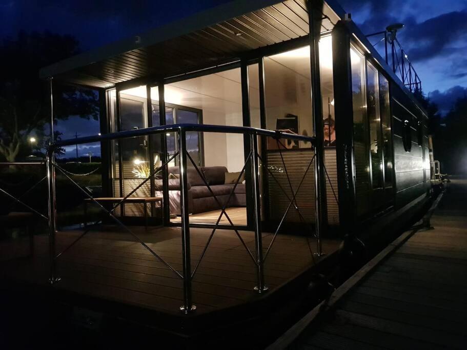 Modern, Brand New Houseboat Near Amsterdam Hotel Monnickendam Ngoại thất bức ảnh
