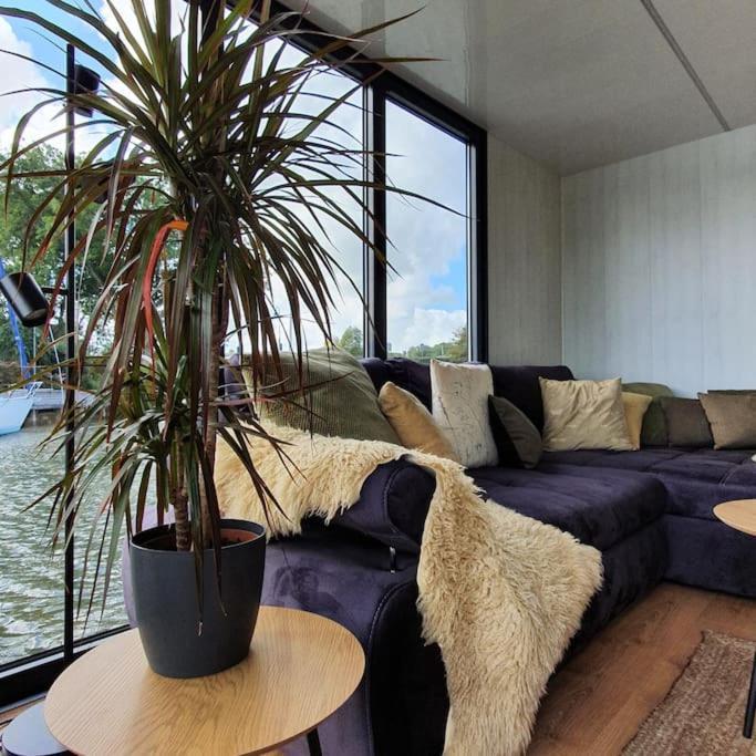 Modern, Brand New Houseboat Near Amsterdam Hotel Monnickendam Ngoại thất bức ảnh